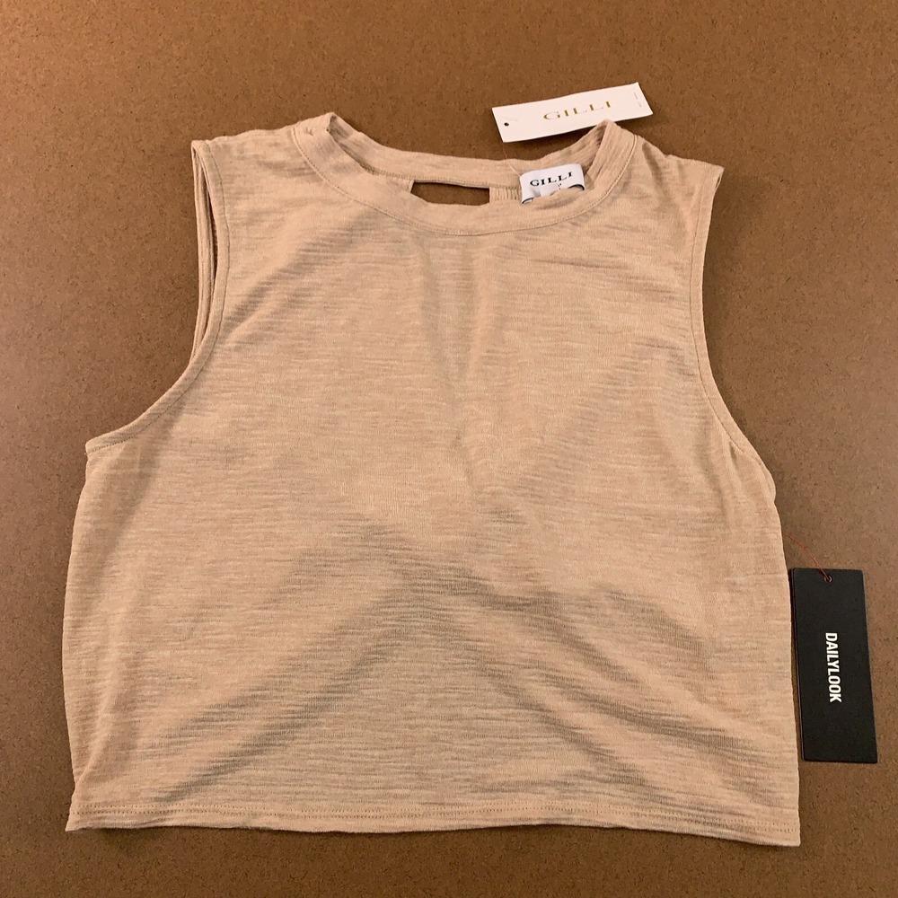 Gilli Womens Size Large Beige Twisted Back Sleeveless Pullover Cropped Tee NWT